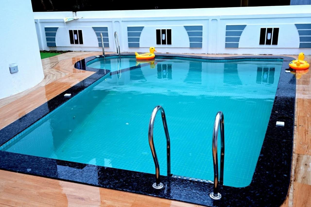 White House Villa-Private Pool Navelim Esterno foto